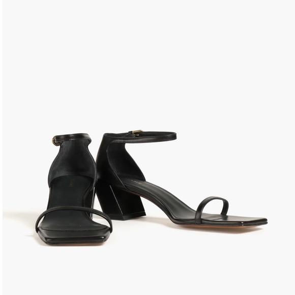 FRAME
Le Summit Sandal - Black
S378  size 39.5 US 9.5 new - Picture 4 of 17